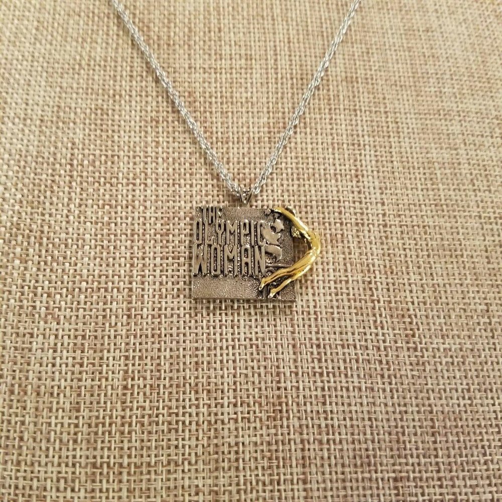 VINtage Avon 'The Olympic Woman' Necklace 3142‎